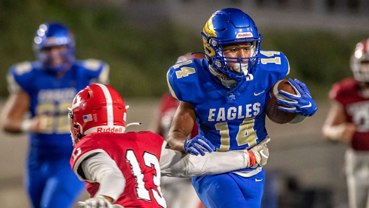 Santa Margarita faces Oaks Christian on Friday.
