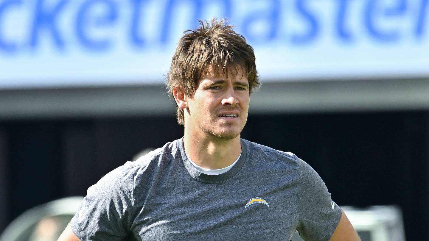 Justin Herbert is in Trouble: Non-Chargers Fans Wouldn’t Be Able to Name 1 Starting OL