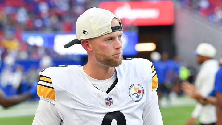 Aug 27, 2026; Orchard Park, New York, USA; Pittsburgh Steelers kicker Chris Boswell (9) on the sideline before a preseason game against the Buffalo Bills at New Highmark Stadium. Mandatory Credit: Mark Konezny-Imagn Images Aug 27, 2026; Orchard Park, New York, USA; Pittsburgh Steelers kicker Chris Boswell (9) on the sideline before a preseason game against the Buffalo Bills at New Highmark Stadium. Mandatory Credit: Mark Konezny-Imagn Images