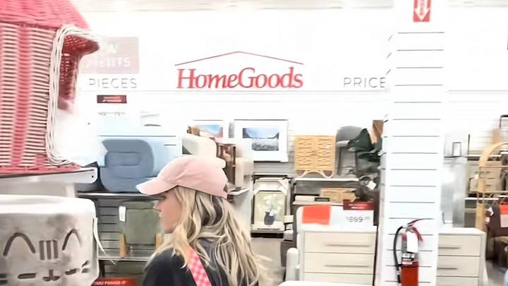 An ESPN broadcaster turned his wife’s trip to HomeGoods into a play-by-play assignment.