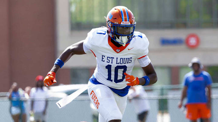 The East St. Louis Flyers dropped a tough overtime battle with national power IMG Academy (Florida), last week, but remain No. 2 in this week's Top 25 Illinois High School Football Rankings. The East St. Louis Flyers dropped a tough overtime battle with national power IMG Academy (Florida), last week, but remain No. 2 in this week's Top 25 Illinois High School Football Rankings.