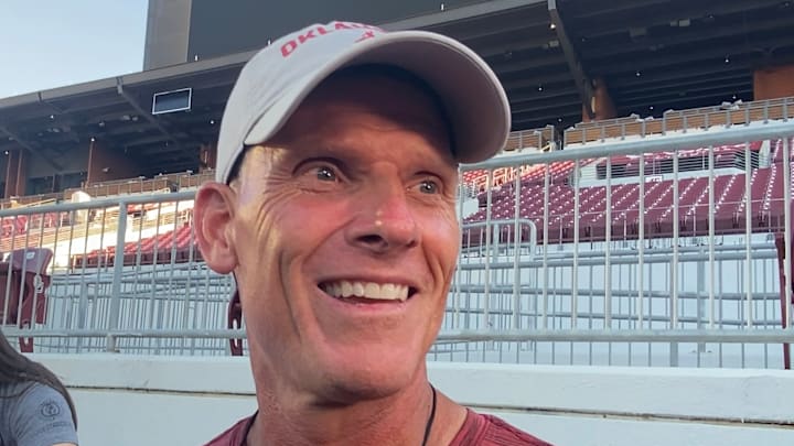 Oklahoma coach Brent Venables Oklahoma coach Brent Venables