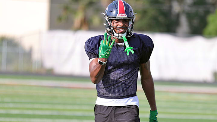 @ChadSimmons_ on Twitter or X