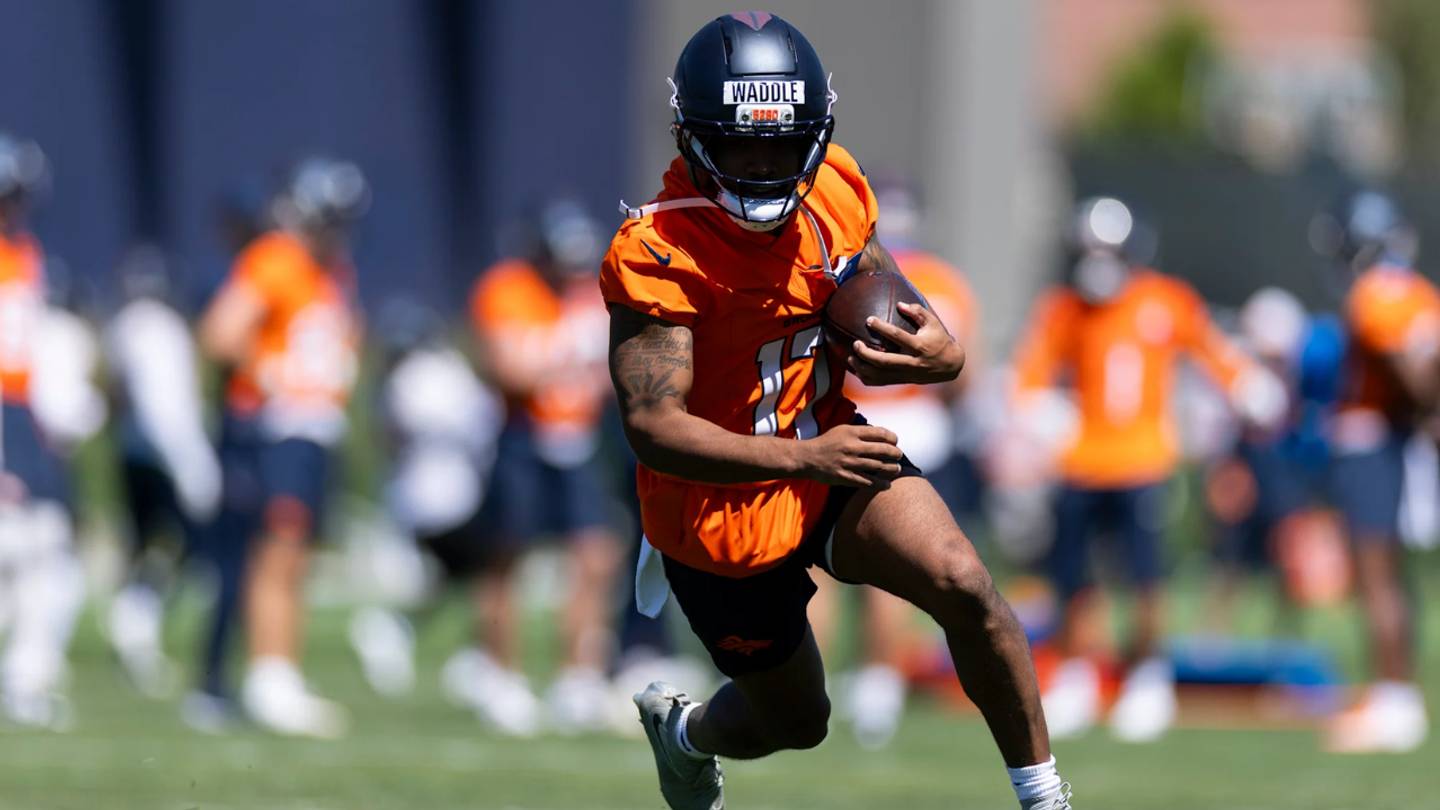 Jaylen Waddle Opens Up on the 'Game Within the Game'