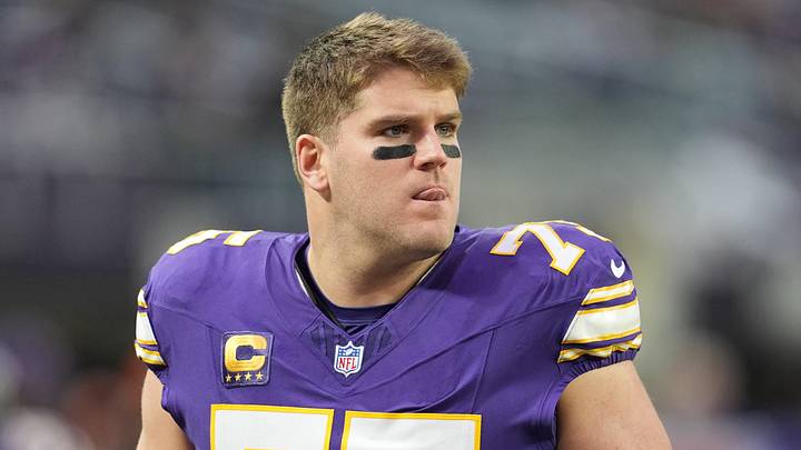 Jan 4, 2026; Minneapolis, Minnesota, USA; Minnesota Vikings offensive tackle Brian O'Neill (75) warms up prior to the game against the Green Bay Packers at U.S. Bank Stadium. Mandatory Credit: Matt Blewett-Imagn Images Jan 4, 2026; Minneapolis, Minnesota, USA; Minnesota Vikings offensive tackle Brian O'Neill (75) warms up prior to the game against the Green Bay Packers at U.S. Bank Stadium. Mandatory Credit: Matt Blewett-Imagn Images