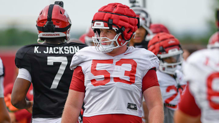 Arkansas Razorbacks offensive lineman Kash Courtney during a preseason practice on the outdoor practice fields in Fayetteville, Ark. Arkansas Razorbacks offensive lineman Kash Courtney during a preseason practice on the outdoor practice fields in Fayetteville, Ark.