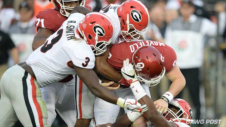Roquan Smith Tackles Baker Mayfield in 2018 Rose Bowl