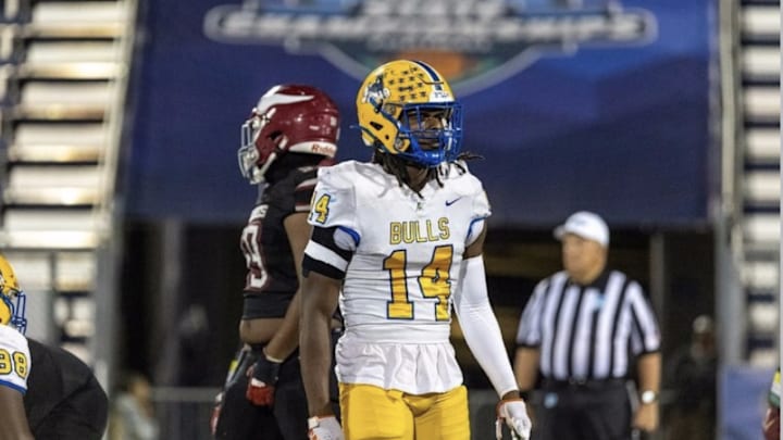 Pitt Football Hostin g 2026 Florida linebacker Desmond Johnson on an Official Visit 