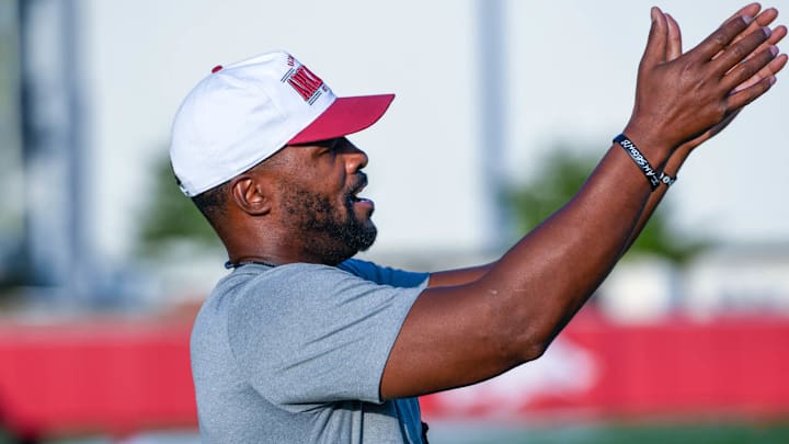 Arkansas Razorbacks defensive coordinator and linebackers coach Travis Williams during workouts in August in Fayetteville, Ark.