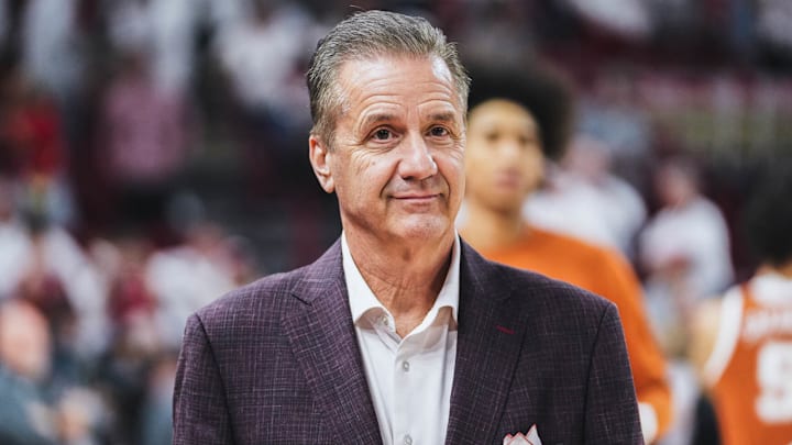 Arkansas Razorbacks coach John Calipari against the Texas Longhorns at Bud Walton Arena in Fayetteville, Ark.