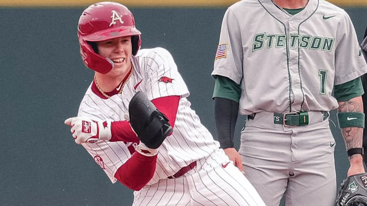 Arkansas Razorbacks Maika Niu against Stetson. Arkansas Razorbacks Maika Niu against Stetson.