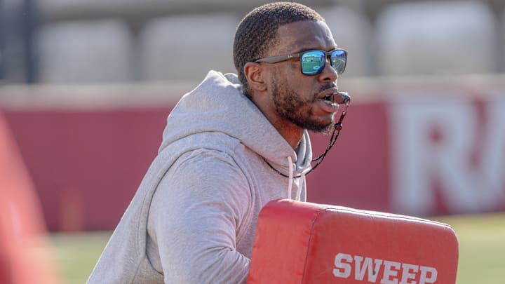 Arkansas Razorbacks wide receivers coach Larry Smith during spring practices.
