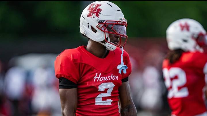 Houston Cougars defensive back Jalen Mayo Houston Cougars defensive back Jalen Mayo