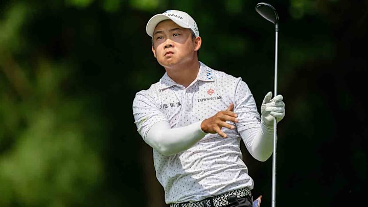 Lee, 30, shot 10-under to win by two shots. 