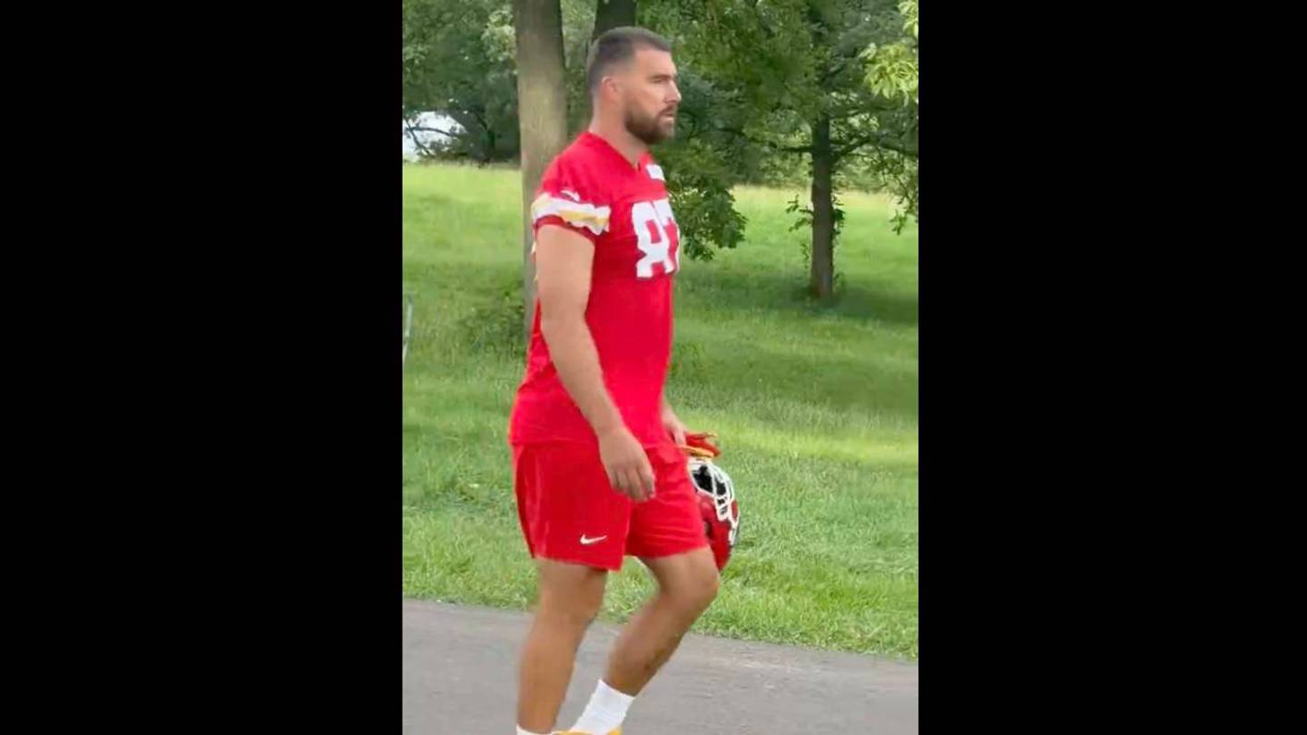 Did Travis Kelce Gain Weight? Debunking the Viral Rumors Around His Chiefs Training Camp Look
