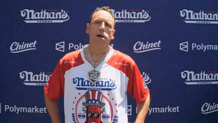 Joey Chestnut won his 18th Mustard Belt title at the 2026 Nathan’s Hot Dog Eating Contest, but his choice of bling put off some viewers. Joey Chestnut won his 18th Mustard Belt title at the 2026 Nathan’s Hot Dog Eating Contest, but his choice of bling put off some viewers.