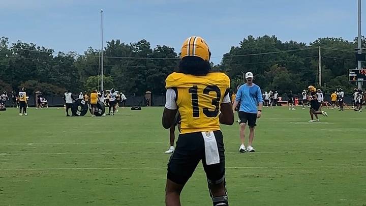Austin Simmons at Fall Camp Austin Simmons at Fall Camp