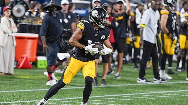 Aug 21, 2025; Charlotte, North Carolina, USA; Pittsburgh Steelers wide receiver Scotty Miller (13) with a catch against the Carolina Panthers during the second quarter at Bank of America Stadium. Mandatory Credit: Jim Dedmon-Imagn Images