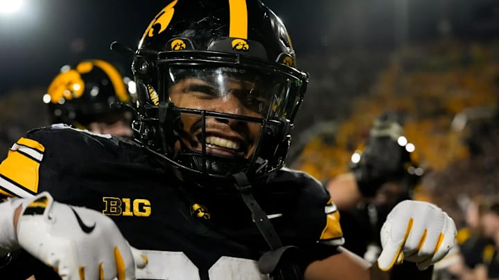 Iowa Hawkeyes running back Kamari Moulton (28) Iowa Hawkeyes running back Kamari Moulton (28)