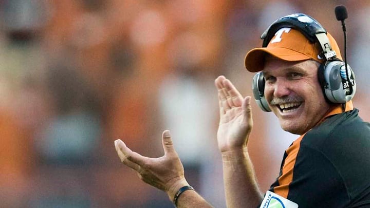 Duane Akina and the Longhorns are in danger of missing out on the best defensive backs in a loaded 2014 in-state class.