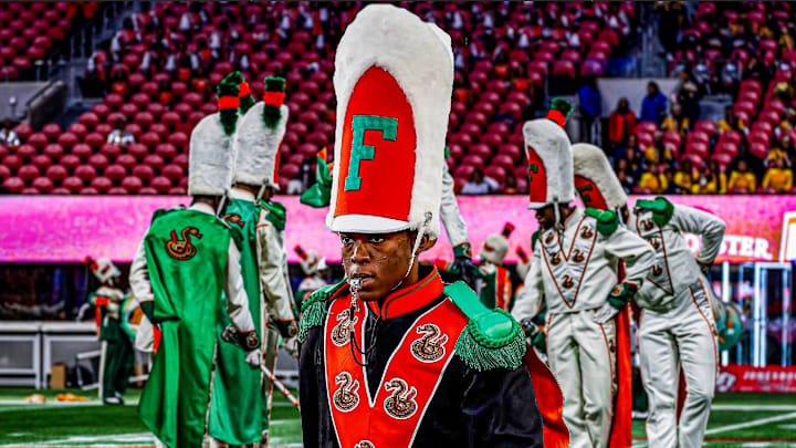 Oluwamodupe "Dupe" Oloyede Makes History as FAMU's First Female Head Drum Major Oluwamodupe "Dupe" Oloyede Makes History as FAMU's First Female Head Drum Major