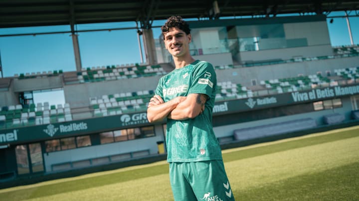 Real Betis released a groundbreaking new kit made of marine algae and recycled plastic.