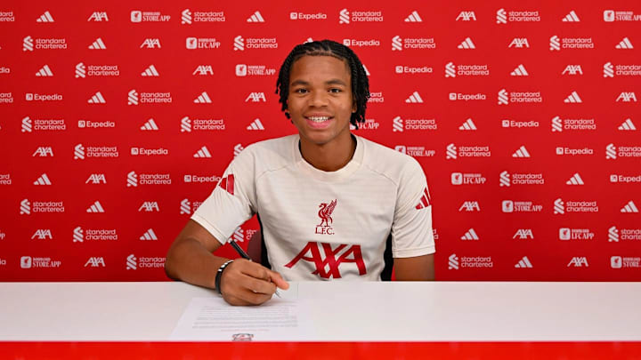 Rio Ngumoha has signed a new deal.