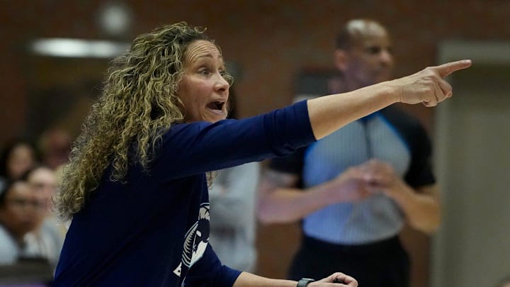 Florida has named Tammi Reiss as the next women's basketball head coach.