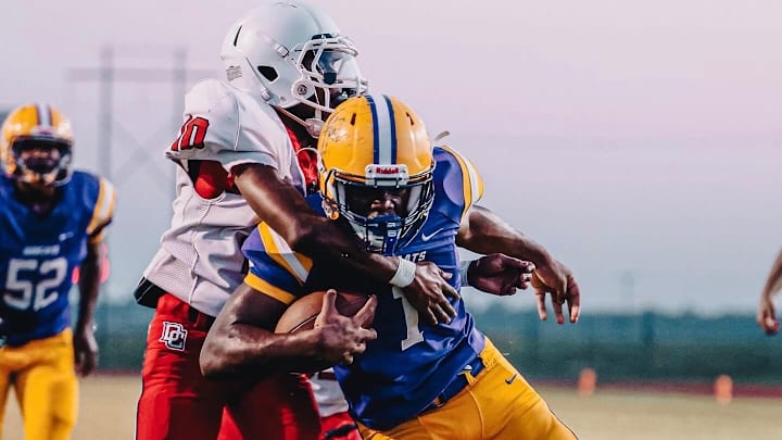 Dumas freshman running back Kentz Brown received an offer from the Arkansas Razorbacks on the final day of 2024.