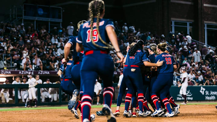 Liberty Softball takes down No. 1 Texas A&M to move on to Super Regionals in 2025 Liberty Softball takes down No. 1 Texas A&M to move on to Super Regionals in 2025