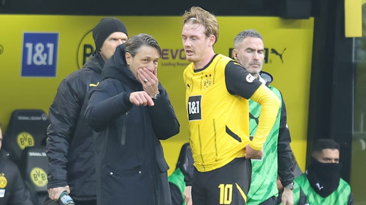 Julian Brandt (r.) im Gespräch mit Niko Kovac Julian Brandt (r.) im Gespräch mit Niko Kovac