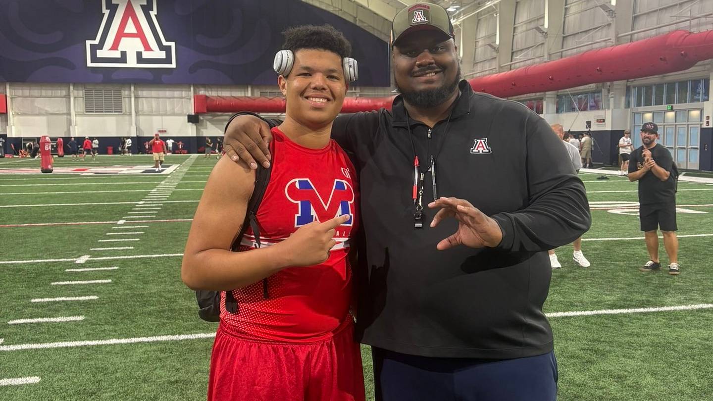 Huskies Among Finalists For Lincoln Kennedy's Son