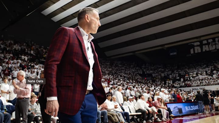 Alabama head coach Nate Oats enters the court for the game against Tennessee on Jan. 24, 2026.