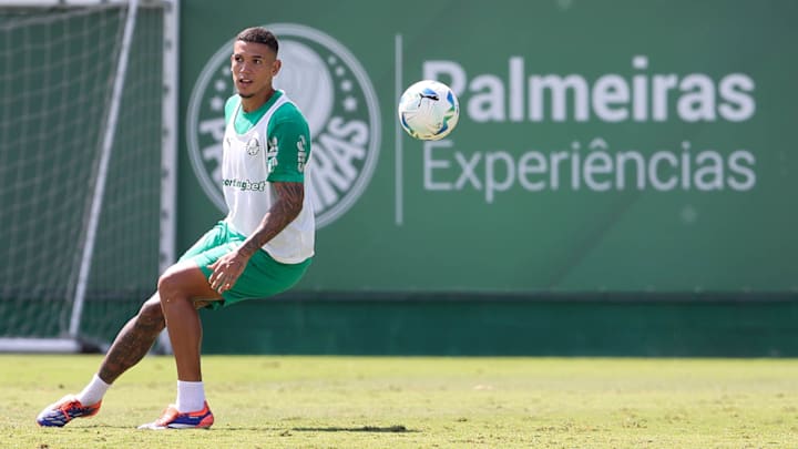 Naves não entra em campo desde a final do Paulistão