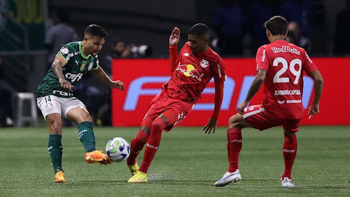 Artur anotou o gol palmeirense 