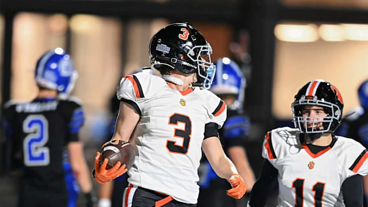 Ridgefield defeated Stamford on Friday night with a final score of 27-0. 
