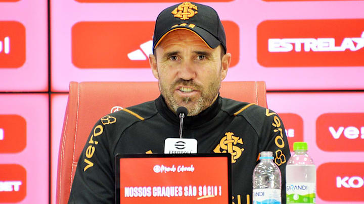 Chacho fez, neste domingo, sua reestreia como treinador do Inter