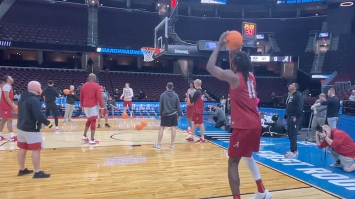 Alabama Center Clifford Omoruyi Shooting a Corner Three-Pointer Alabama Center Clifford Omoruyi Shooting a Corner Three-Pointer