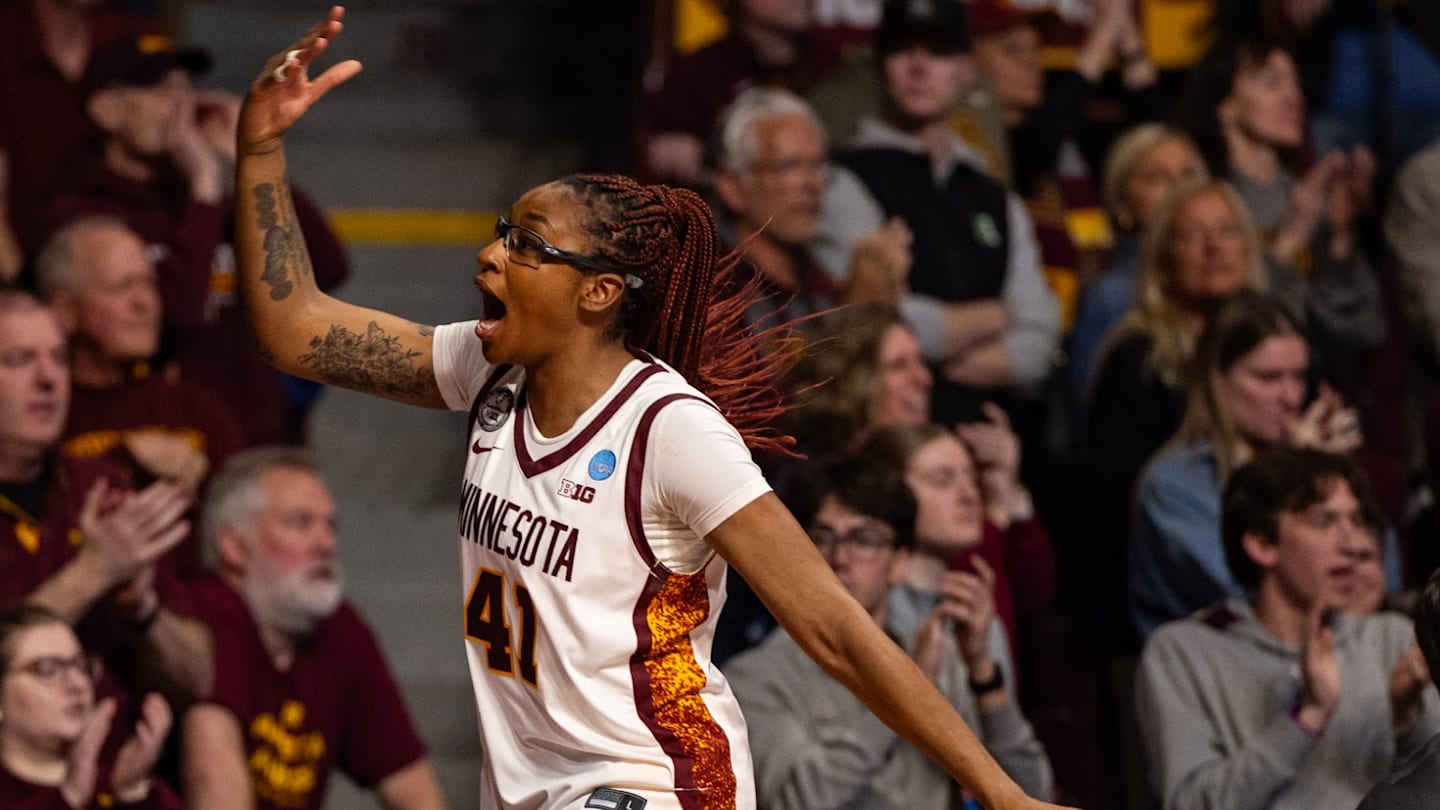 Gophers Lose Veteran Forward to Transfer Portal After NCAA Tournament Run