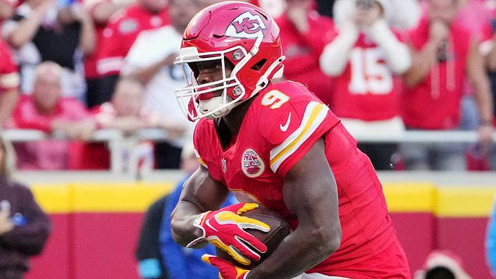 Oct 18, 2026; Kansas City, Missouri, USA;  Kansas City Chiefs running back Kenneth Walker III (9) rushes during the third quarter against the Los Angeles Chargers at GEHA Field at Arrowhead Stadium.  Mandatory Credit: Denny Medley-Imagn Images