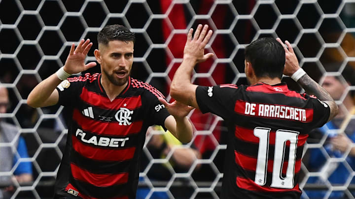 Jorginho e Arrascaeta devem ser titulares do Flamengo contra o Corinthians na final da Supercopa do Brasil 2026 Jorginho e Arrascaeta devem ser titulares do Flamengo contra o Corinthians na final da Supercopa do Brasil 2026