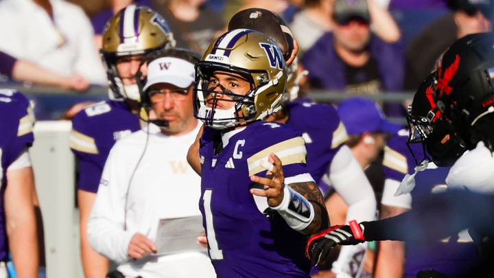 Demond Williams Jr. and the Huskies are home favorites against Minnesota Demond Williams Jr. and the Huskies are home favorites against Minnesota