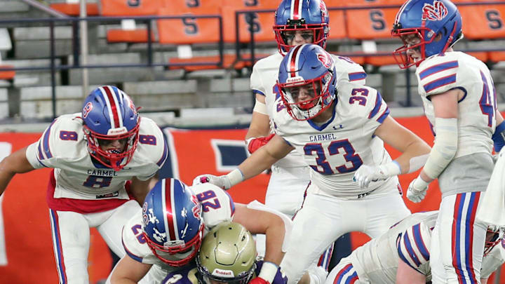 Talented lineman Matthew Hawn, who won a state title as a junior at a local prep school, has committed to Syracuse football.