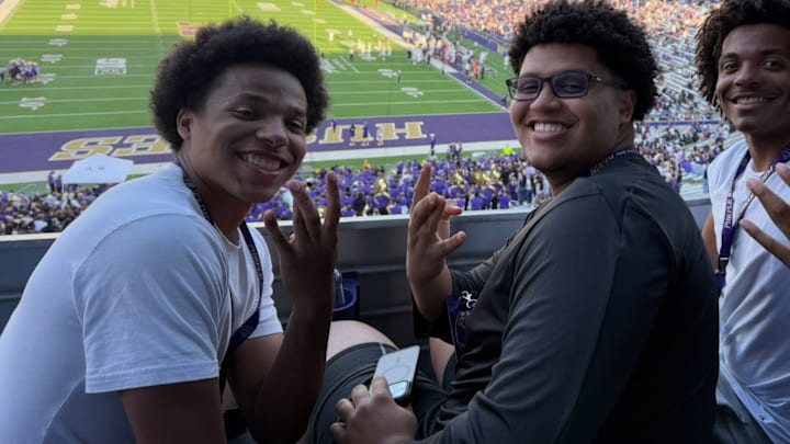 Wassie Lugolobi and Kodi Greene at the UW Spring Game. Wassie Lugolobi and Kodi Greene at the UW Spring Game.