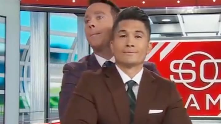 Randy Scott and Gary Striewski take a break between highlights. 