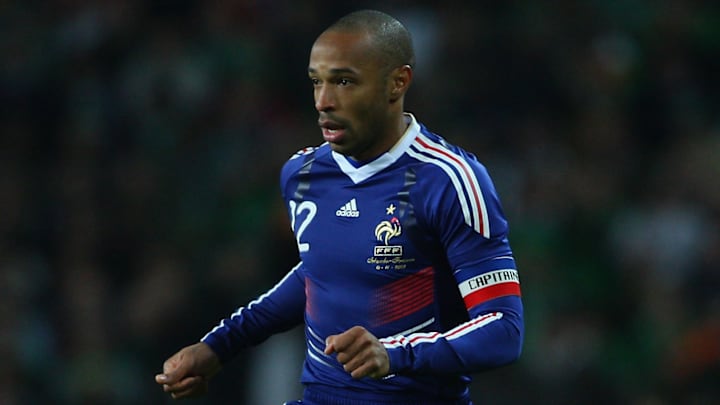 La polémique de Thierry Henry contre l'Irlande refait parler La polémique de Thierry Henry contre l'Irlande refait parler