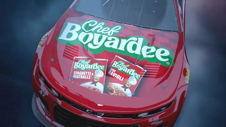 Chef Boyardee will serve as a three-race primary sponsorship partner for Ricky Stenhouse Jr. and Hyak Motorsports in 2026.