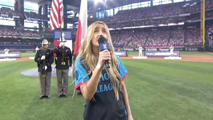 Ingrid Andress sings the national anthem at the 2024 MLB Home Run Derby at Globe Life Field.