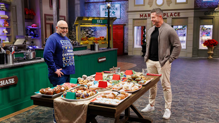 Jesse Palmer’s (right) post-football days have taken him to the world of TV baking competitions.