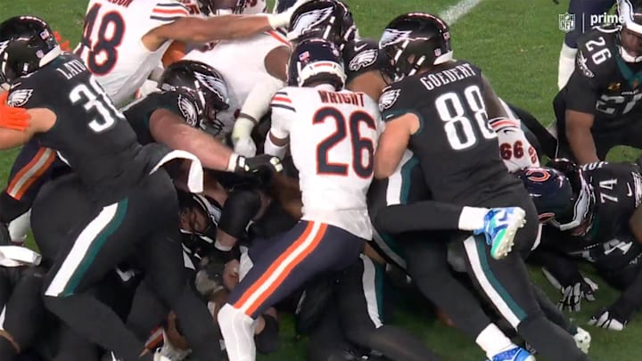 The Bears improved to 9–3 with a 24–15 win over Philadelphia on Friday. The Bears improved to 9–3 with a 24–15 win over Philadelphia on Friday.